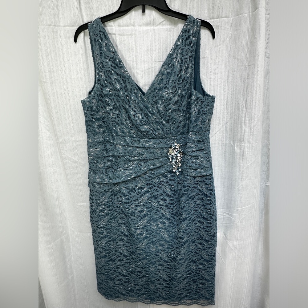 Km Collections Dress Blue Size 16 Women Sleeveless Sheath Paisley Dress Formal